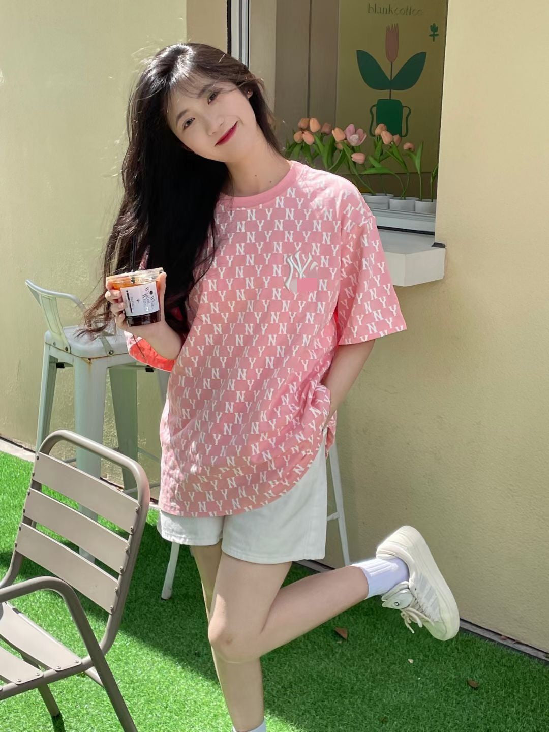 Tide 2023 Summer New Full of Printed Embroidered Small Standard Letters Loose Casual and Versatile Men and Women with The Same Paragraph T-shirt