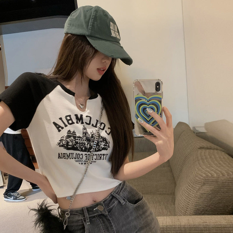 Spicy V-neck Short-sleeved T-shirt Female Summer 2023 New Sweet and Spicy American Retro Design Sense Short Student Tops Tide
