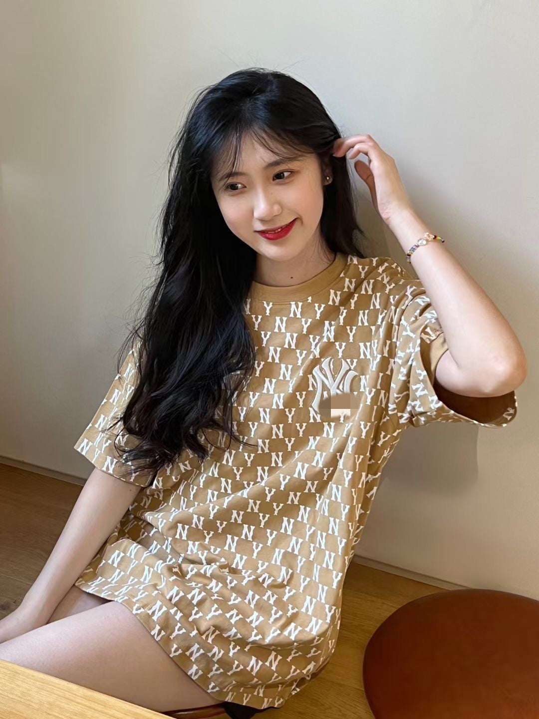 Tide 2023 Summer New Full of Printed Embroidered Small Standard Letters Loose Casual and Versatile Men and Women with The Same Paragraph T-shirt