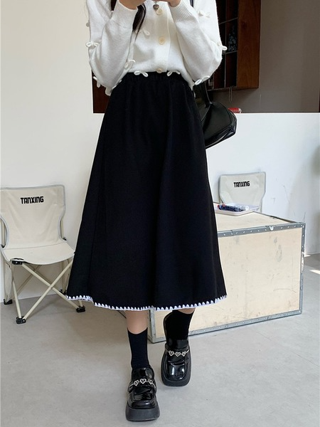 High waist half skirt female 2021 autumn and winter new large size fat sister pear-shaped casual medium-length section A word skirt
