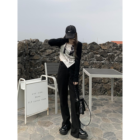 Fake two pieces long-sleeved t-shirt female 2021 spring models thin bottoming shirt hundred on the tide