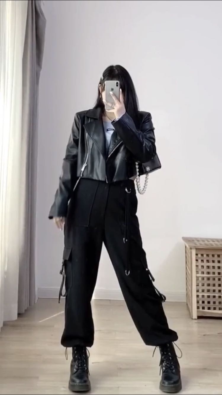 HOUZHOU Cargo Pants Women Korean Style Black Punk Pants for Women Chain Trousers Fashion Thin Pockets Sweat Pants Joggers Women