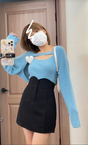 Custom 2021 fall new popular ins wind thin fashion suspenders knitted wool suit + skirt