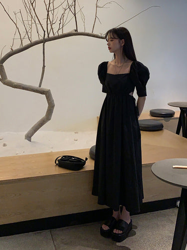 Black dress female summer 2021 new French tea break square neck bubble sleeve Hepburn style skirt