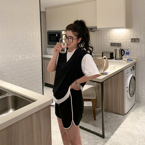 Chubby mm fake two pieces short-sleeved T-shirt + loose half-body skirt two-piece large size women's fried street aging suit